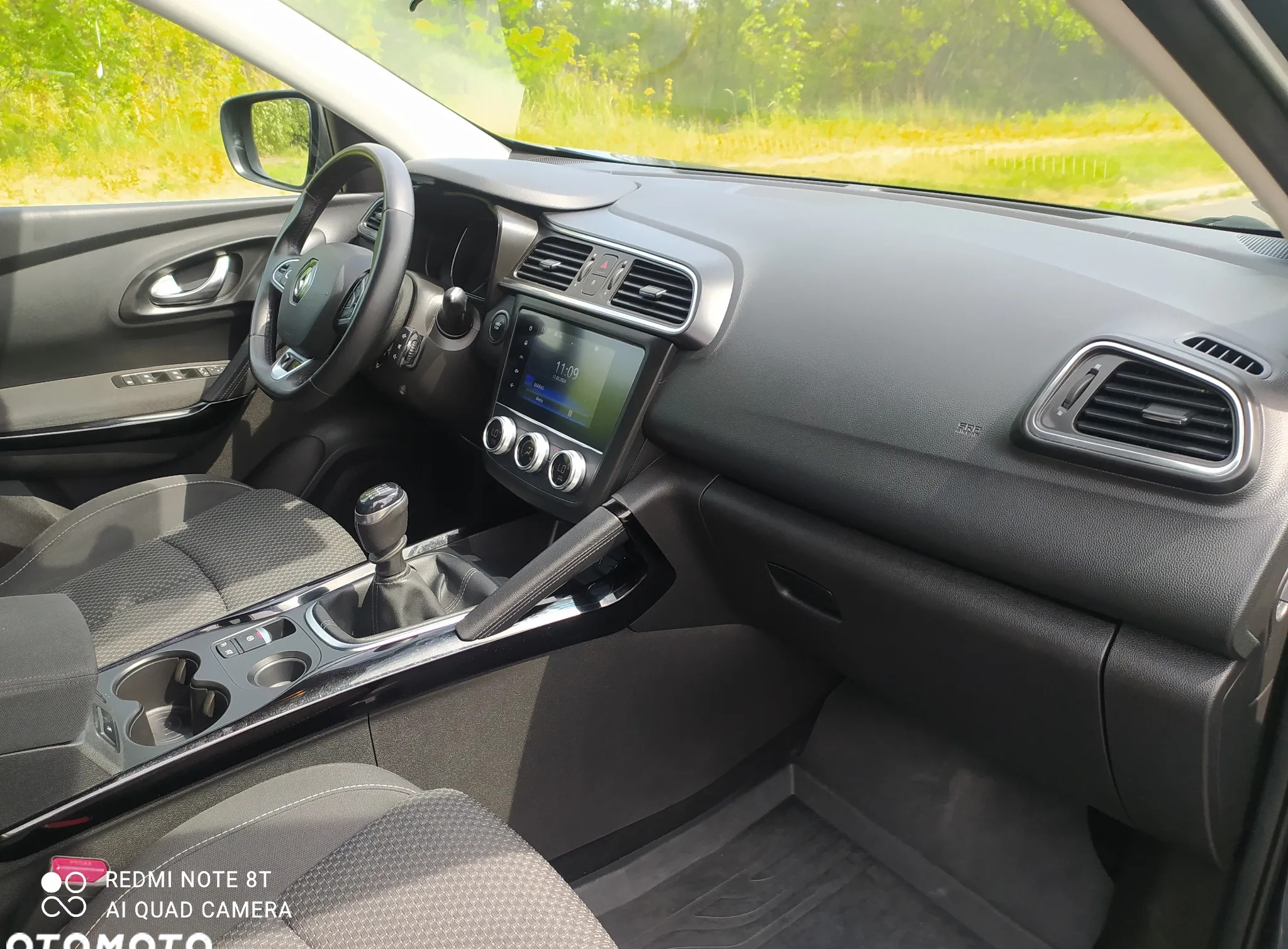 Renault Kadjar cena 69500 przebieg: 109000, rok produkcji 2019 z Chojnów małe 172